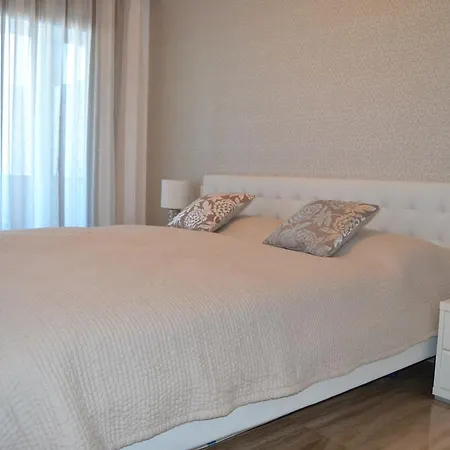 Salacia * Javea
